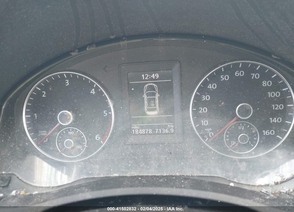 2010 VOLKSWAGEN JETTA VIN: 3VWRL7AJ1AM112560