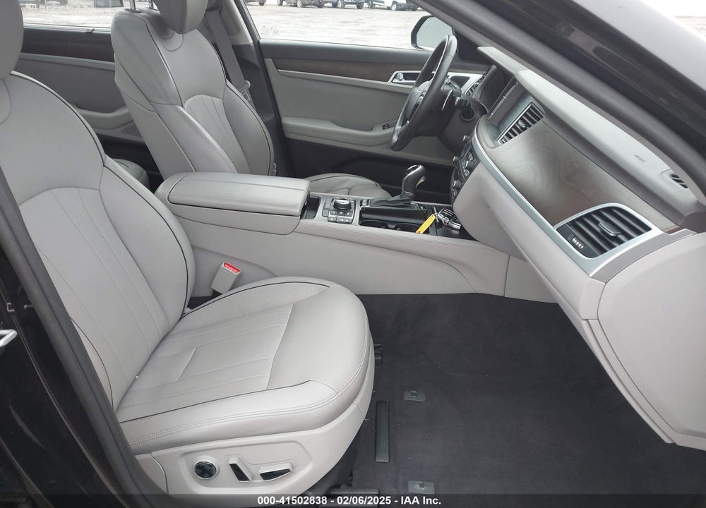 2017 GENESIS G80 VIN: KMHGN4JE4HU186871