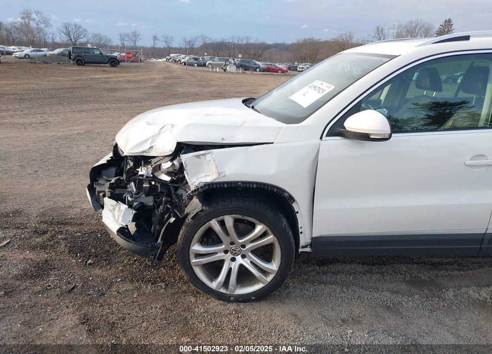 2012 VOLKSWAGEN TIGUAN SEL VIN: WVGBV7AX9CW571157