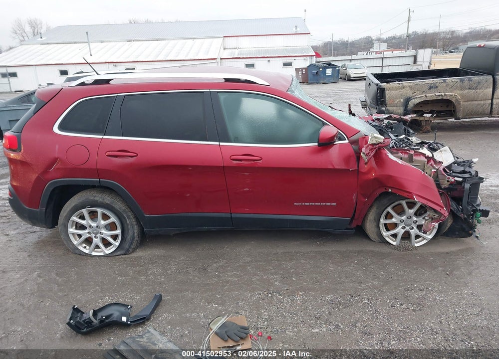 2015 JEEP CHEROKEE VIN: 1C4PJMCB8FW660213
