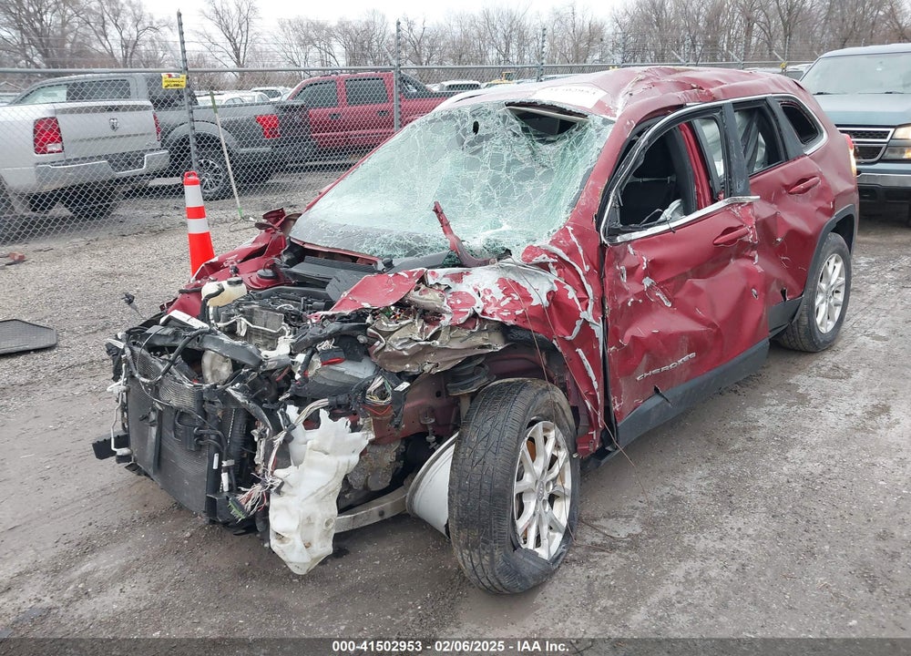 2015 JEEP CHEROKEE VIN: 1C4PJMCB8FW660213