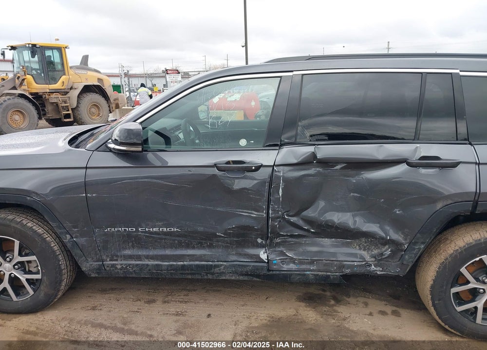 2024 JEEP GRAND CHEROKEE L LIMITED 4X4 VIN: 1C4RJKBG8R8542522