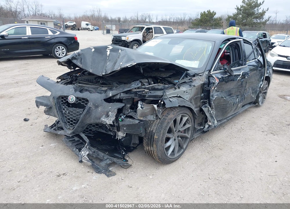 2017 ALFA ROMEO GIULIA VIN: ZARFAEBN6H7542337