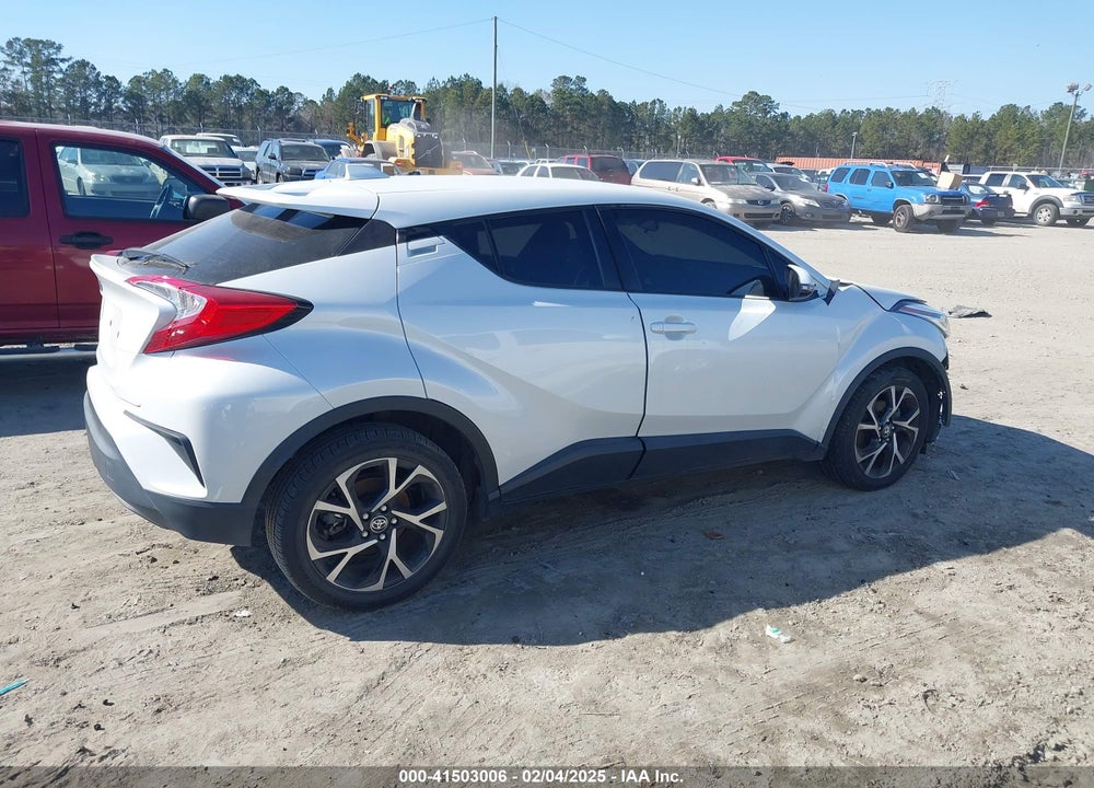 2022 TOYOTA C-HR VIN: NMTKHMBX7NR147213
