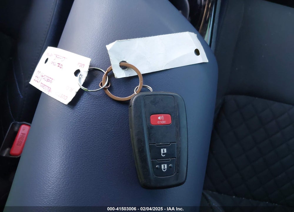 2022 TOYOTA C-HR VIN: NMTKHMBX7NR147213