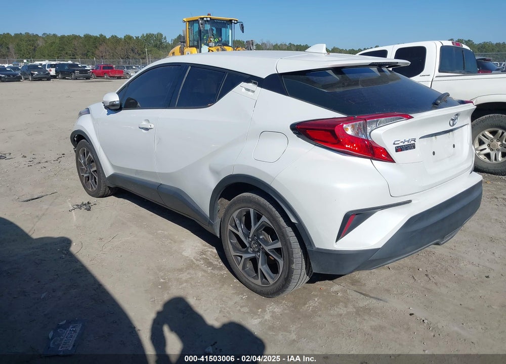 2022 TOYOTA C-HR VIN: NMTKHMBX7NR147213