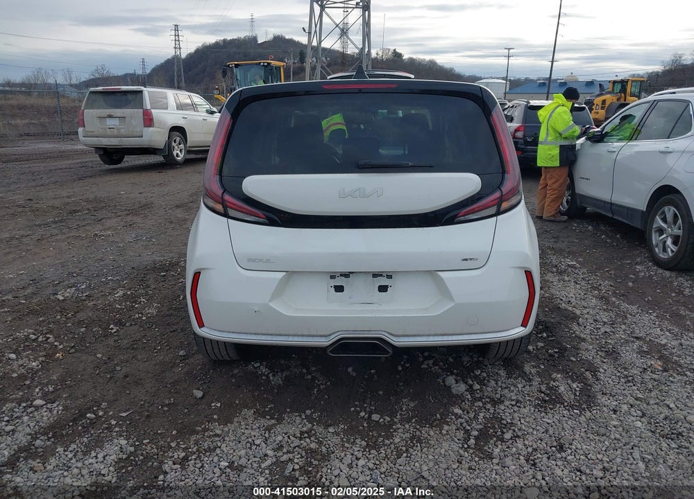 2023 KIA SOUL VIN: KNDJ53AU6P7887680