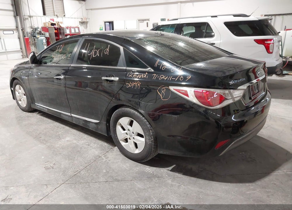 2012 HYUNDAI SONATA HYBRID VIN: KMHEC4A44CA030957