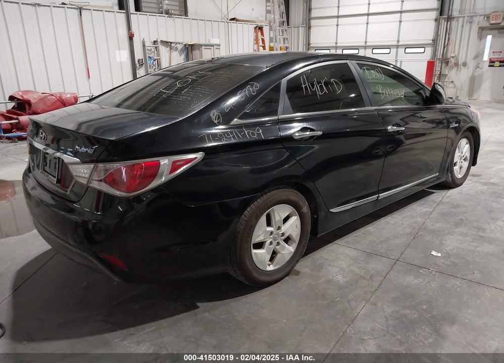 2012 HYUNDAI SONATA HYBRID VIN: KMHEC4A44CA030957