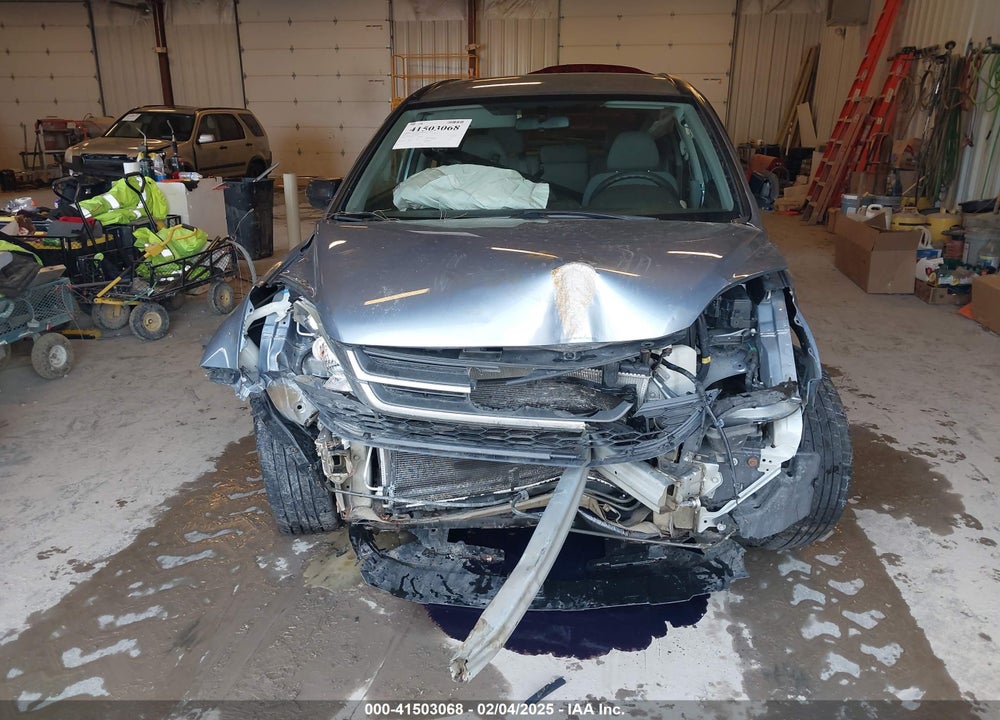 2011 HONDA CR-V LX VIN: 5J6RE3H30BL041510