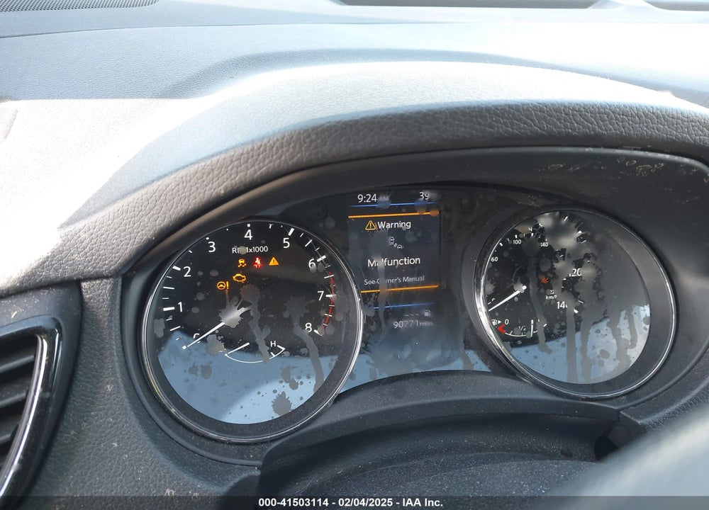 2018 NISSAN ROGUE VIN: KNMAT2MT0JP594562