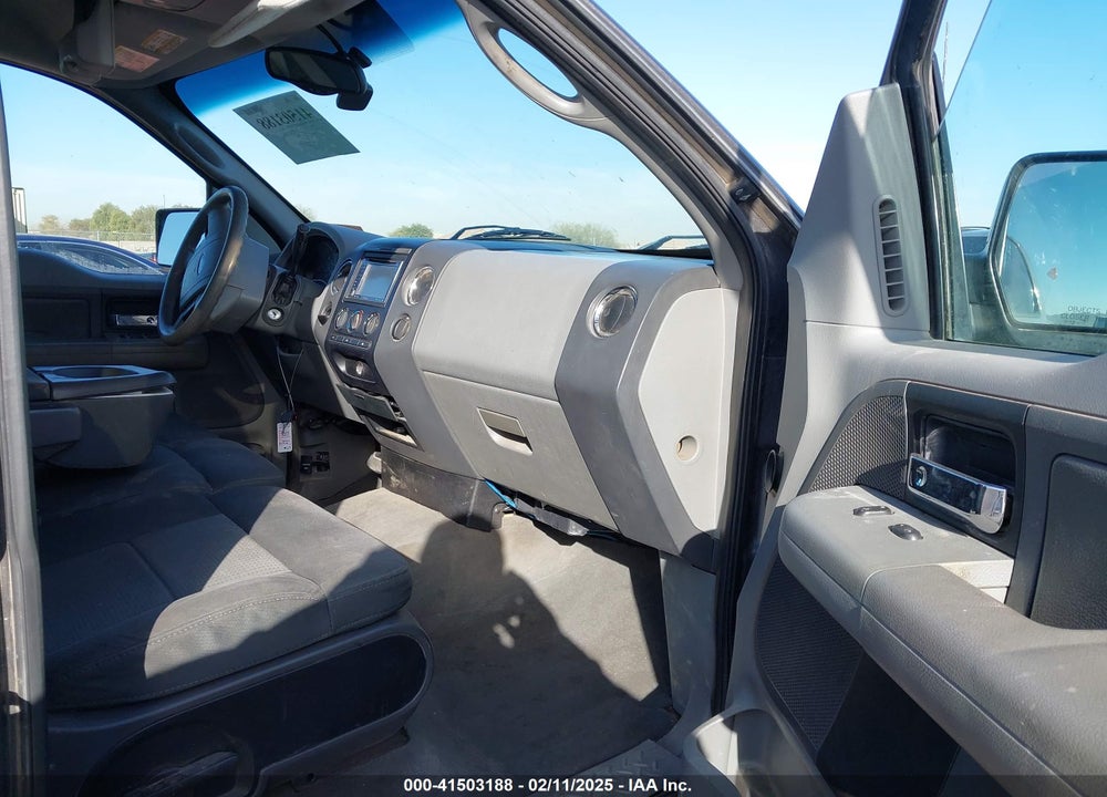 2004 FORD F-150 XLT VIN: 1FTRW12W54KC37557