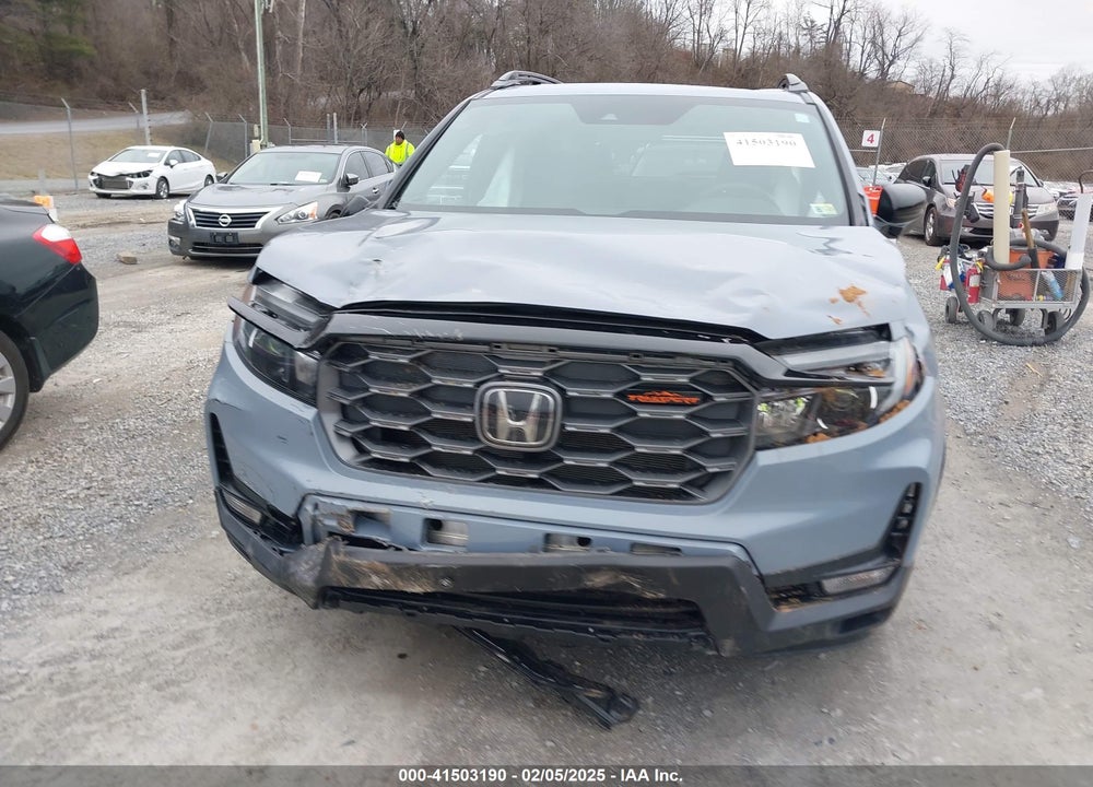 2022 HONDA PASSPORT AWD TRAILSPORT VIN: 5FNYF8H61NB018170