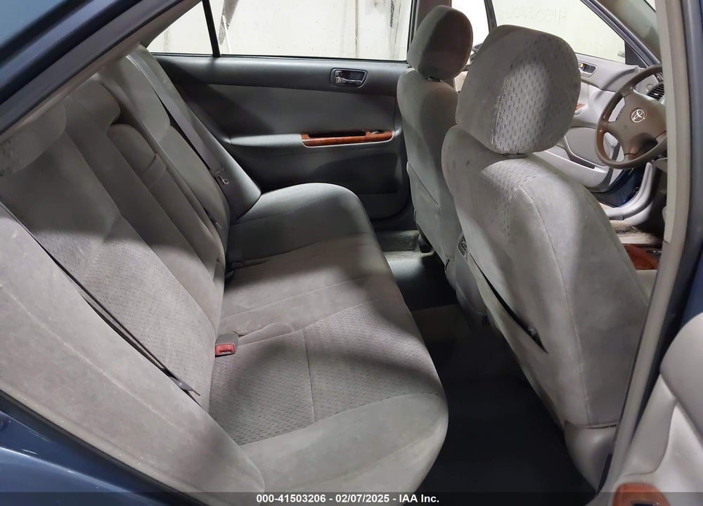 2003 TOYOTA CAMRY XLE VIN: 4T1BE30K83U752132