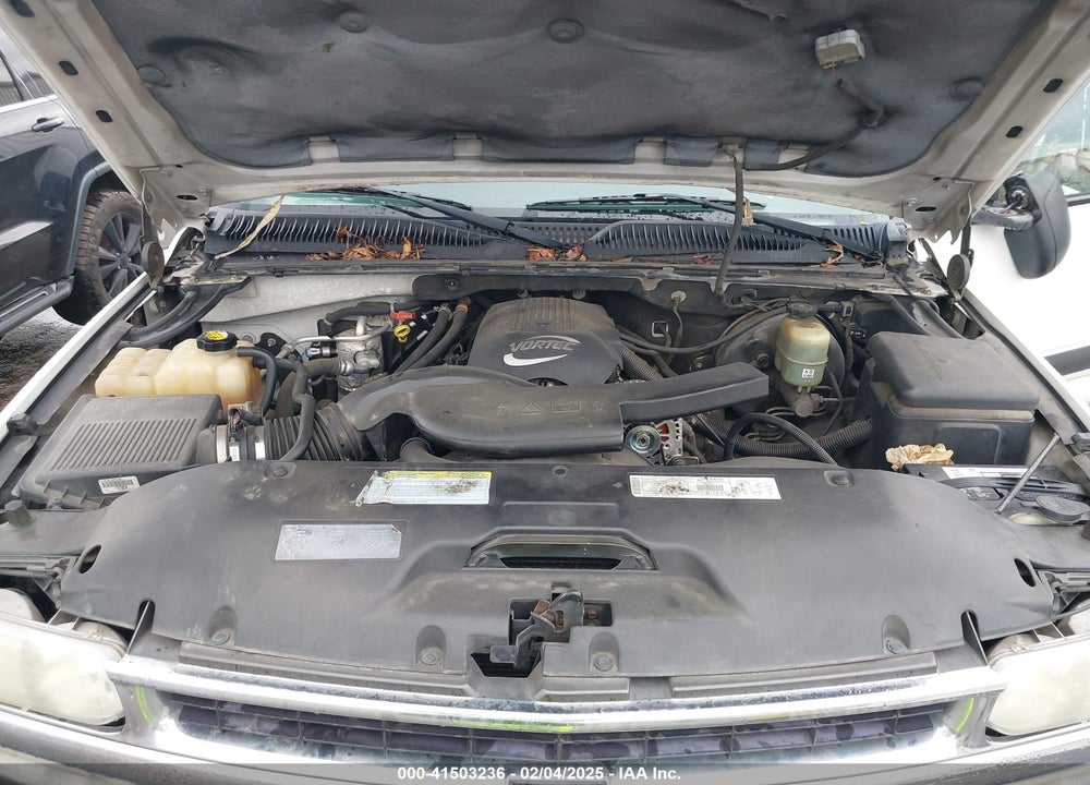 2001 CHEVROLET SUBURBAN 1500 LS VIN: 3GNEC16T21G209183