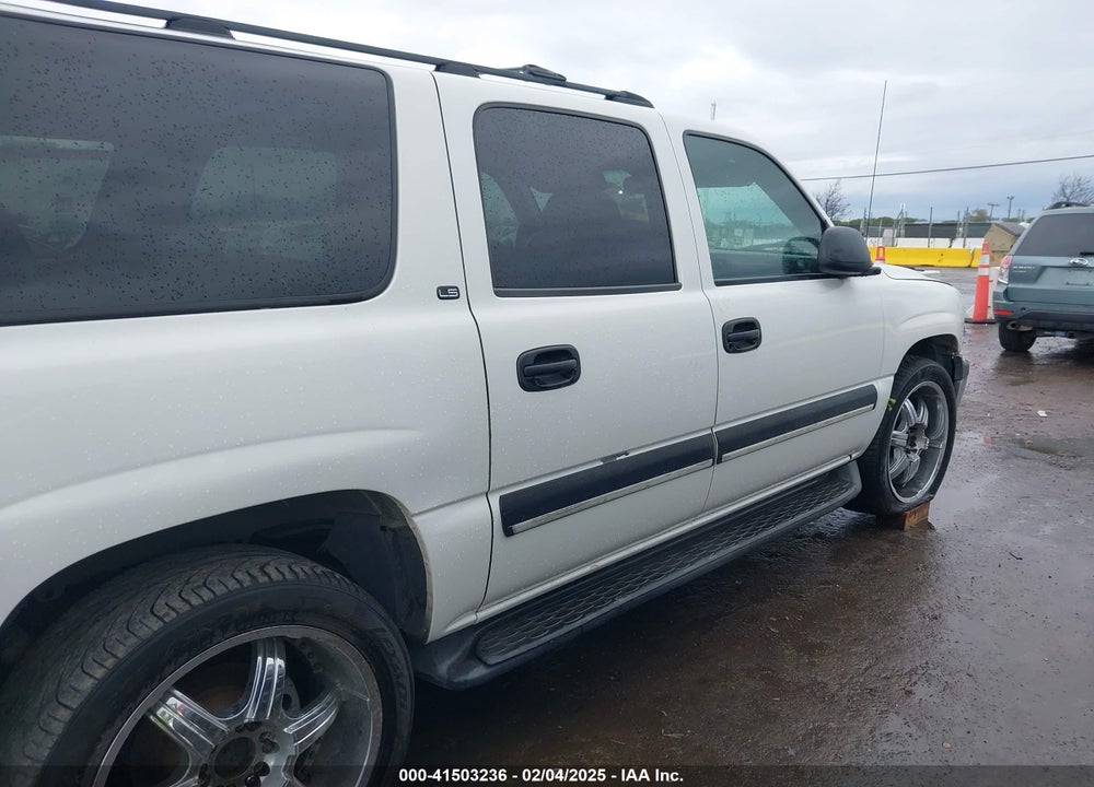 2001 CHEVROLET SUBURBAN 1500 LS VIN: 3GNEC16T21G209183