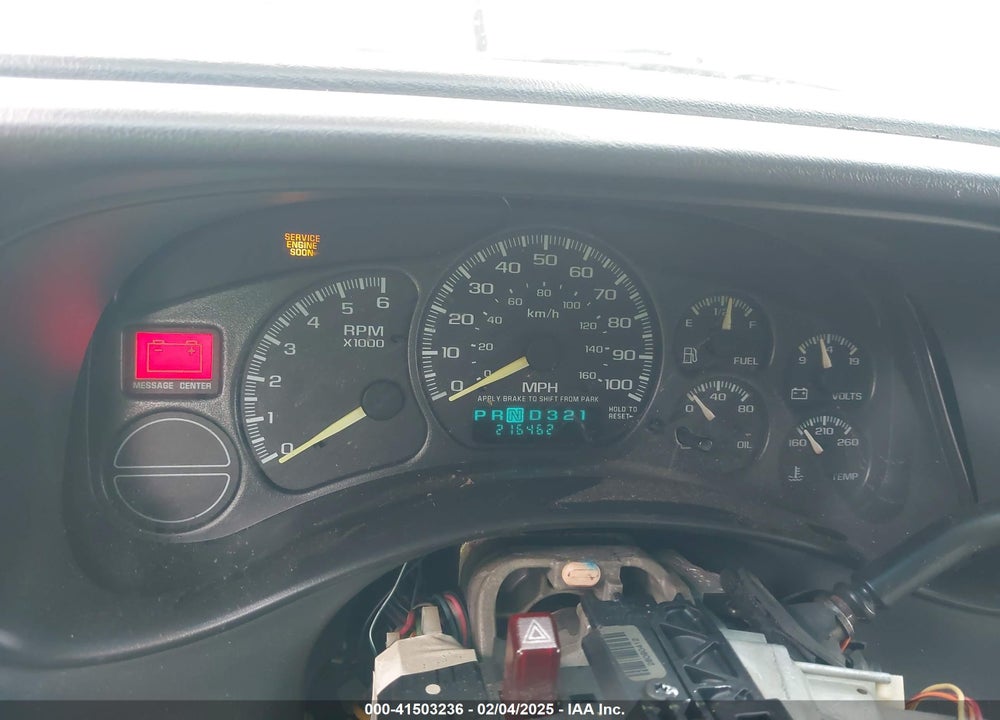 2001 CHEVROLET SUBURBAN 1500 LS VIN: 3GNEC16T21G209183