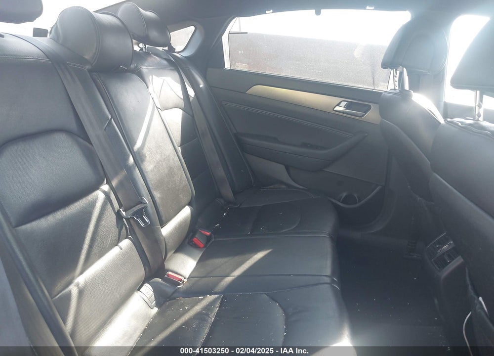 2015 HYUNDAI SONATA VIN: 5NPE34AB2FH181635