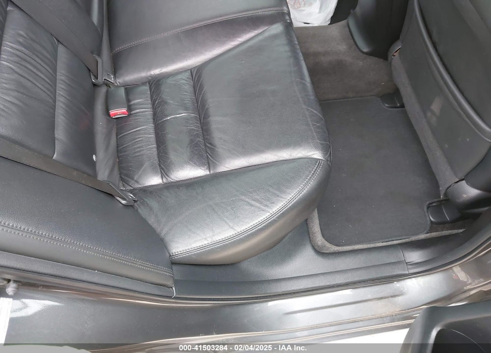 2009 HONDA ACCORD VIN: 1HGCP26829A019272