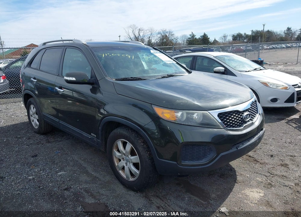 2012 KIA SORENTO LX V6 VIN: 5XYKTDA27CG227093