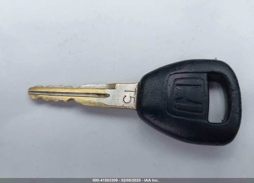 1998 HONDA ACCORD LX VIN: 1HGCG5645WA222683