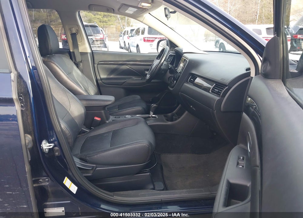 2016 MITSUBISHI OUTLANDER SEL VIN: JA4AZ3A38GZ012000