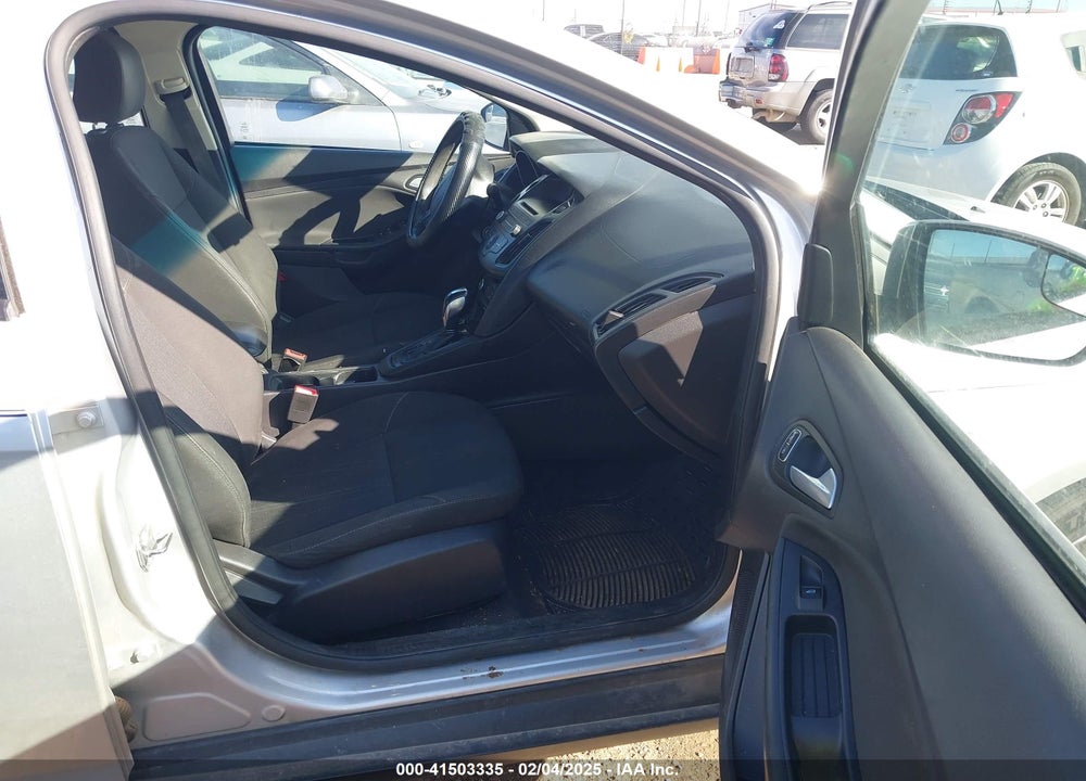 2015 FORD FOCUS VIN: 1FADP3F26FL207335