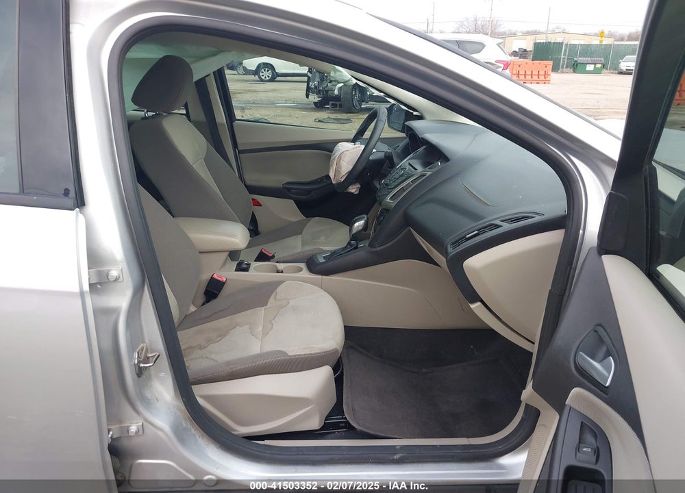 2013 FORD FOCUS SE VIN: 1FADP3F2XDL280270