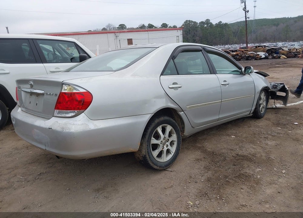 2005 TOYOTA CAMRY VIN: 4T1BE32K55U051337