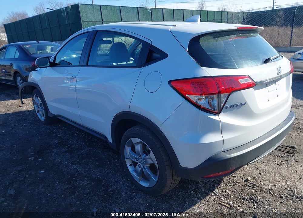 2022 HONDA HR-V AWD LX VIN: 3CZRU6H32NM771524