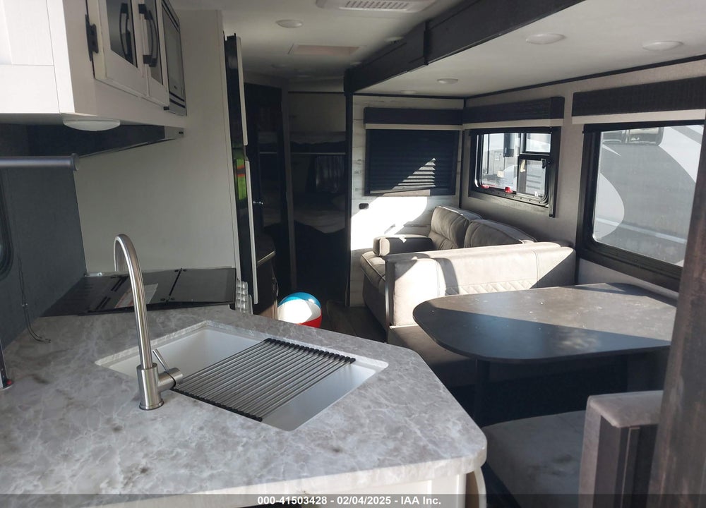 2021 JAYCO JAYFETHER VIN: 1UJBJ0BR9M1JF0654