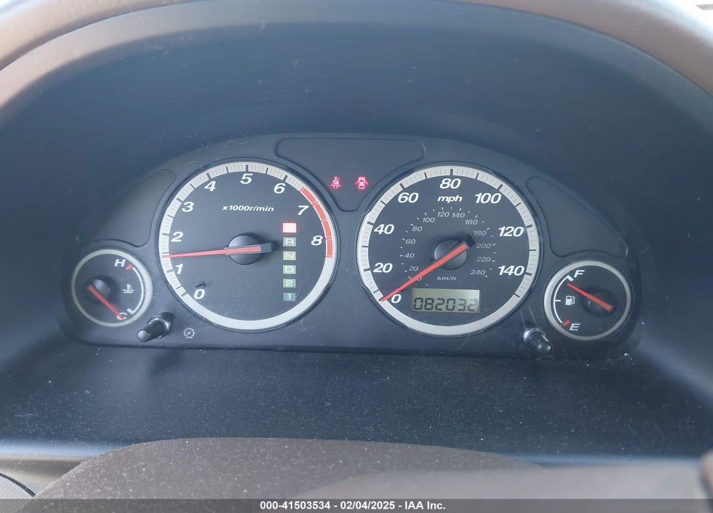 2004 HONDA CR-V LX VIN: SHSRD684X4U203841