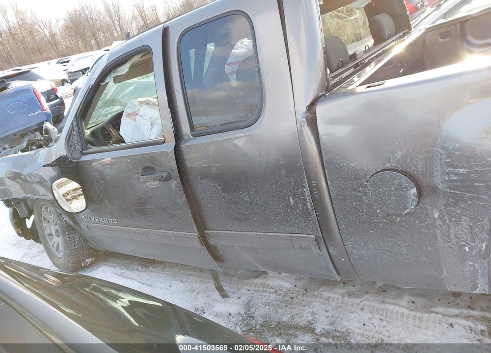 2013 CHEVROLET SILVERADO VIN: 1GCRKSE74DZ182144