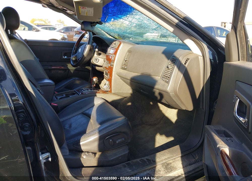 2005 CADILLAC SRX V8 VIN: 1GYEE63A150118834