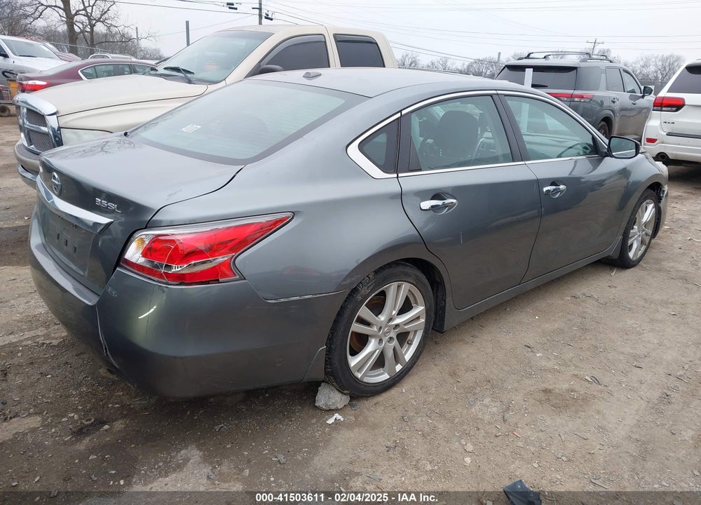 2015 NISSAN ALTIMA VIN: 1N4BL3AP7FC107007