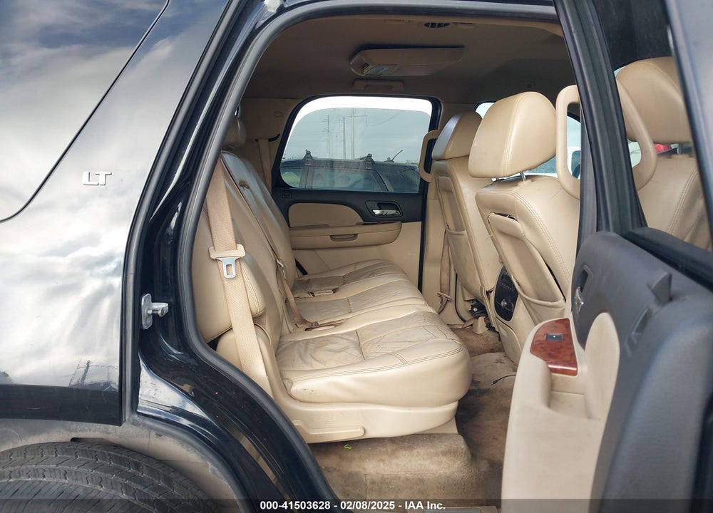 2007 CHEVROLET TAHOE LT VIN: 1GNFC130X7R364183