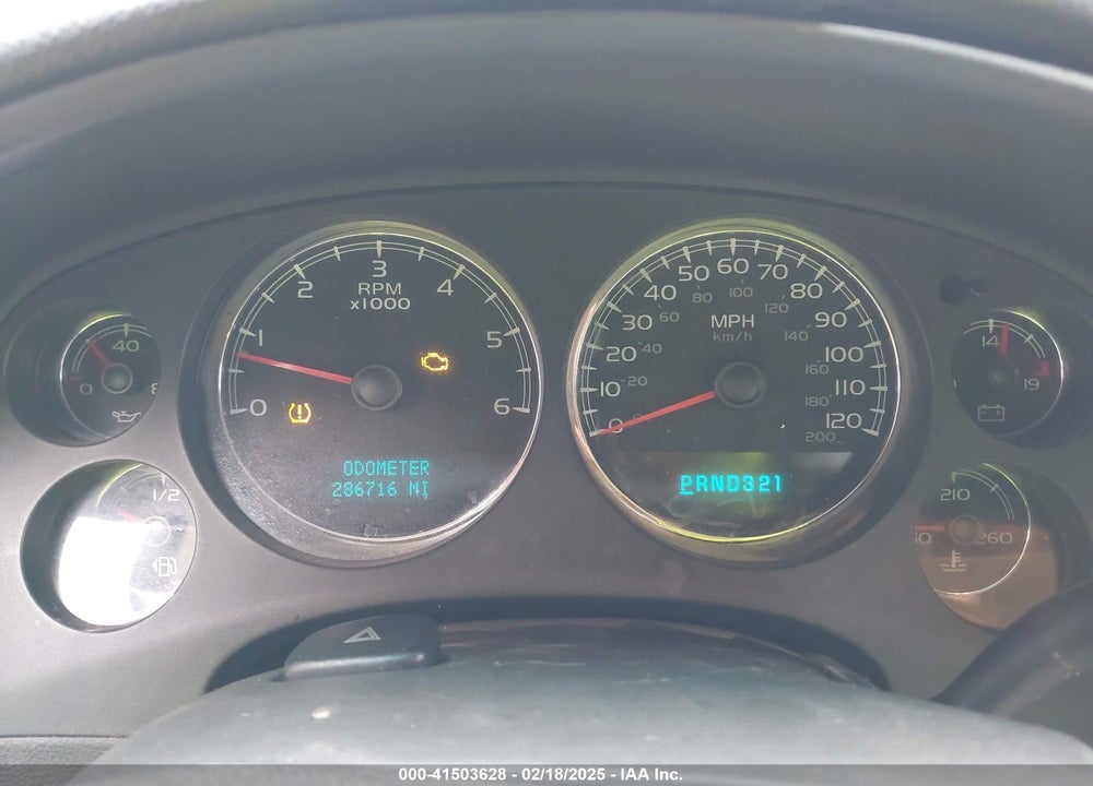 2007 CHEVROLET TAHOE LT VIN: 1GNFC130X7R364183