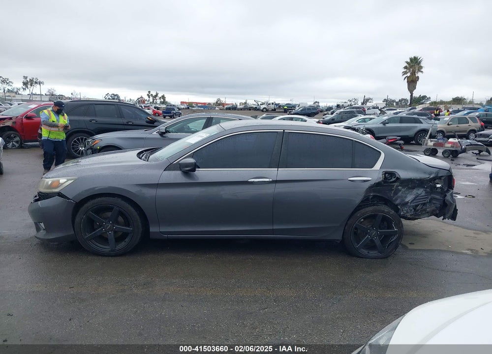 2013 HONDA ACCORD LX VIN: 1HGCR2F39DA143837