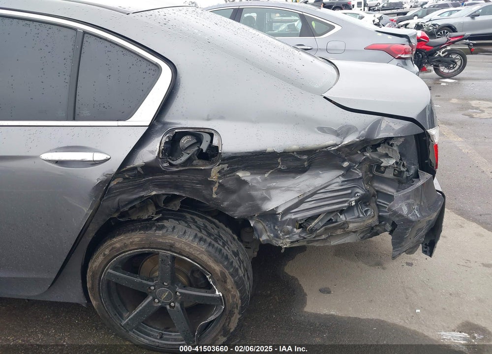 2013 HONDA ACCORD LX VIN: 1HGCR2F39DA143837