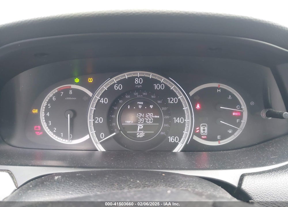 2013 HONDA ACCORD LX VIN: 1HGCR2F39DA143837
