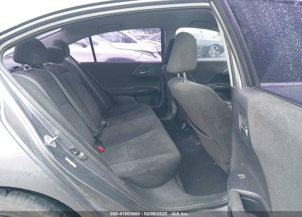 2013 HONDA ACCORD LX VIN: 1HGCR2F39DA143837