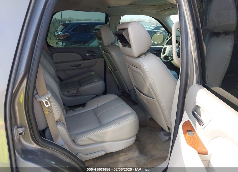 2007 GMC YUKON SLT VIN: 1GKFK13027J108697