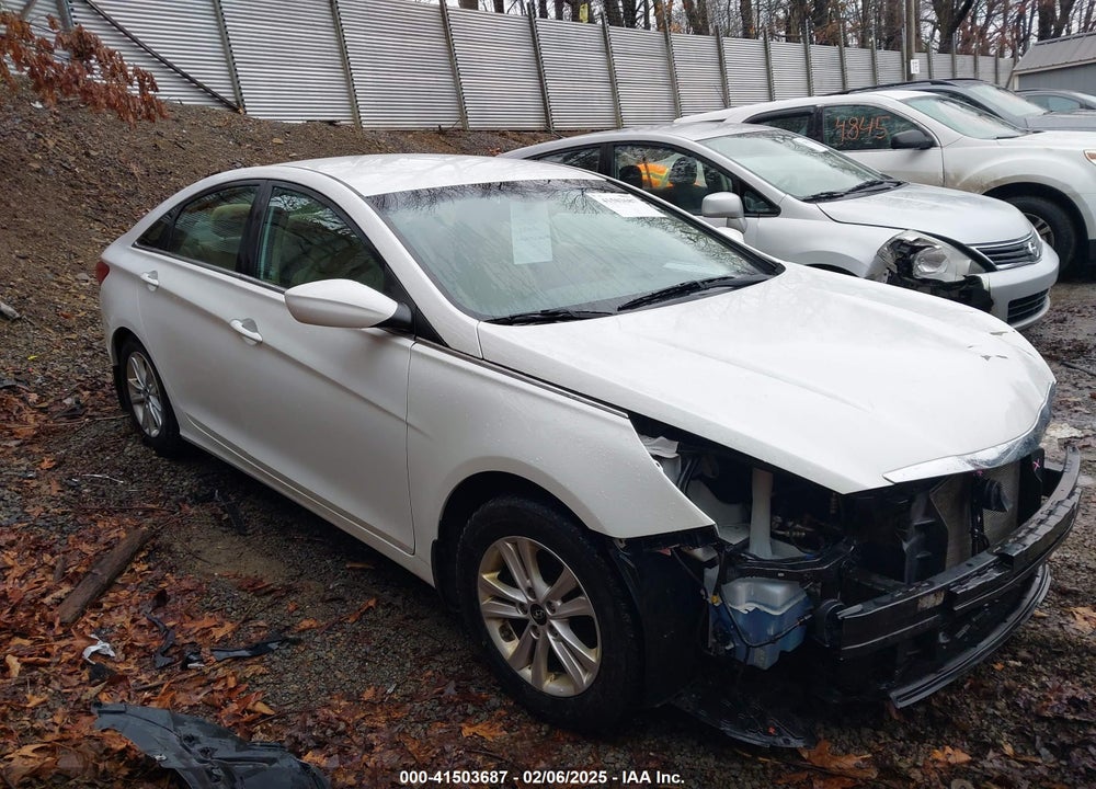 2013 HYUNDAI SONATA GLS VIN: 5NPEB4ACXDH722455