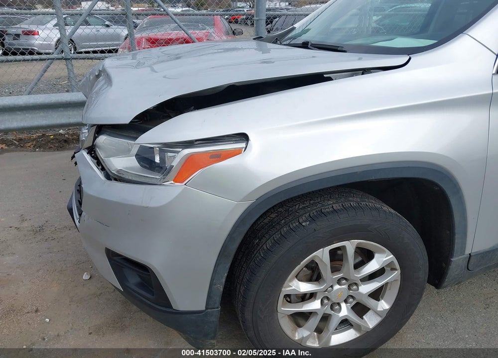 2019 CHEVROLET TRAVERSE LS VIN: 1GNEVFKW9KJ134165