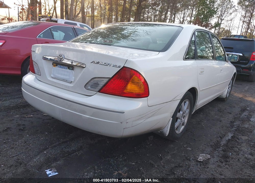2002 TOYOTA AVALON XLS VIN: 4T1BF28B02U239466