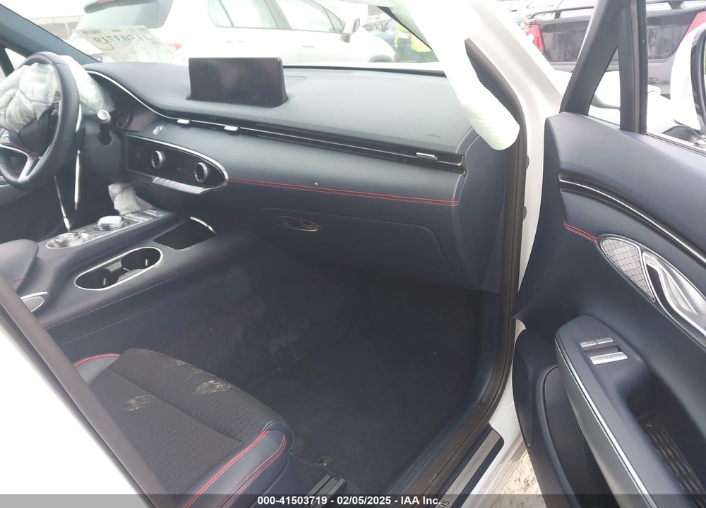 2022 GENESIS GV70 3.5T AWD SPORT VIN: KMUMCDTCXNU015768