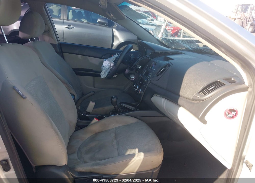2012 KIA FORTE VIN: KNAFU4A22C5592513