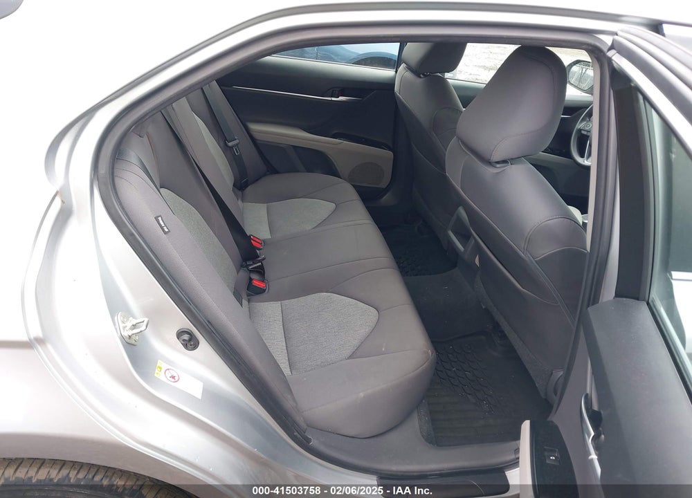 2018 TOYOTA CAMRY L VIN: 4T1B11HK3JU601894