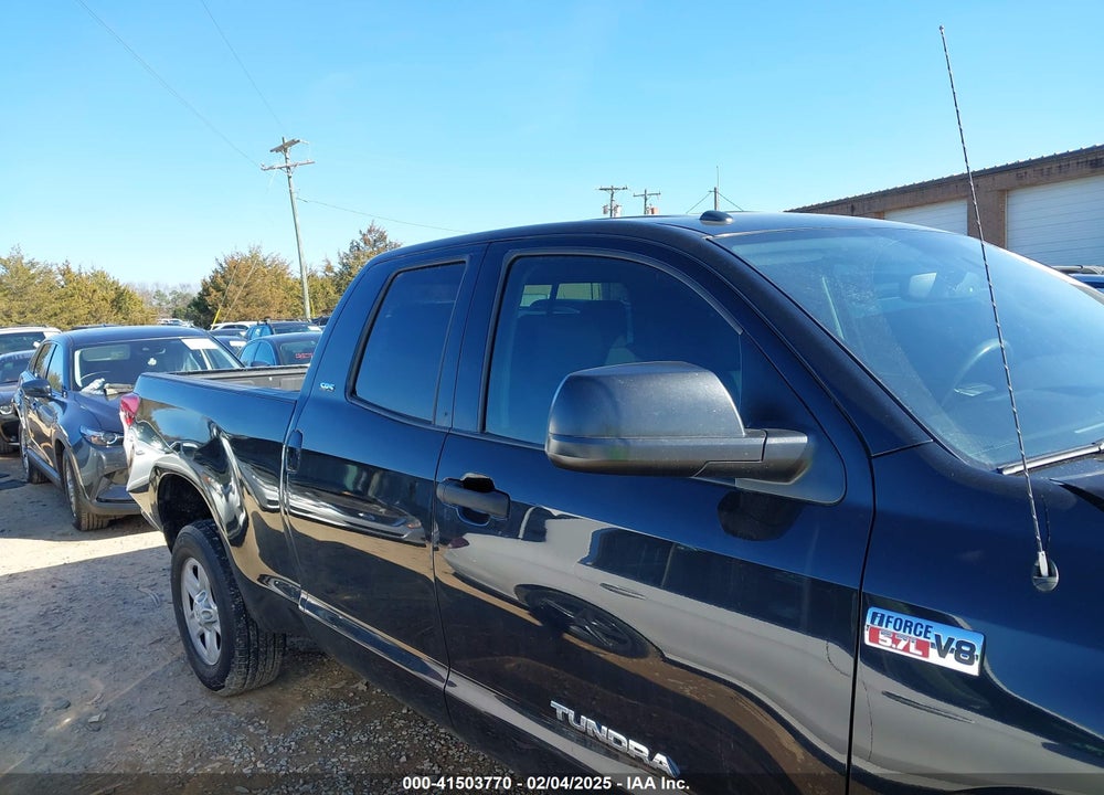 2012 TOYOTA TUNDRA GRADE 5.7L V8 VIN: 5TFUW5F1XCX210887