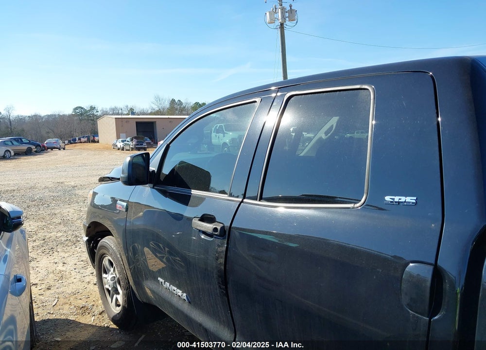 2012 TOYOTA TUNDRA GRADE 5.7L V8 VIN: 5TFUW5F1XCX210887